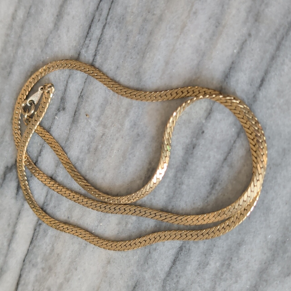 Gold Tone Necklace